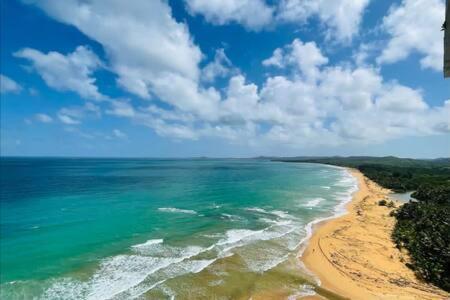 Seaside Serenity - Cozy Studio Apartment Luquillo Luaran gambar