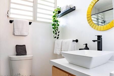 Seaside Serenity - Cozy Studio Apartment Luquillo Luaran gambar